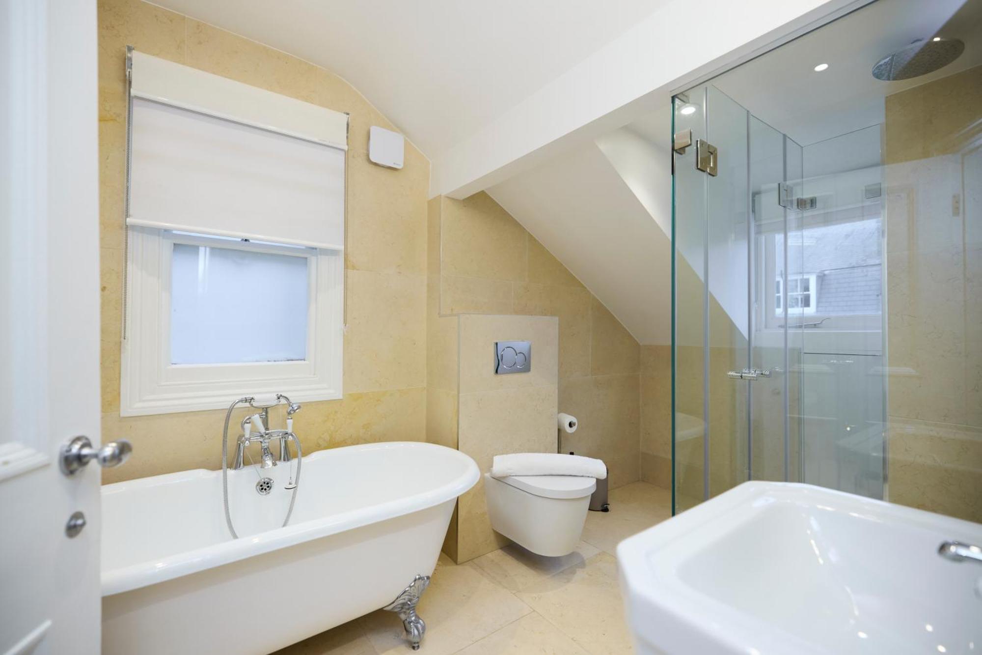The Belsize Park Place - Charming 6bdr With Garden Londra