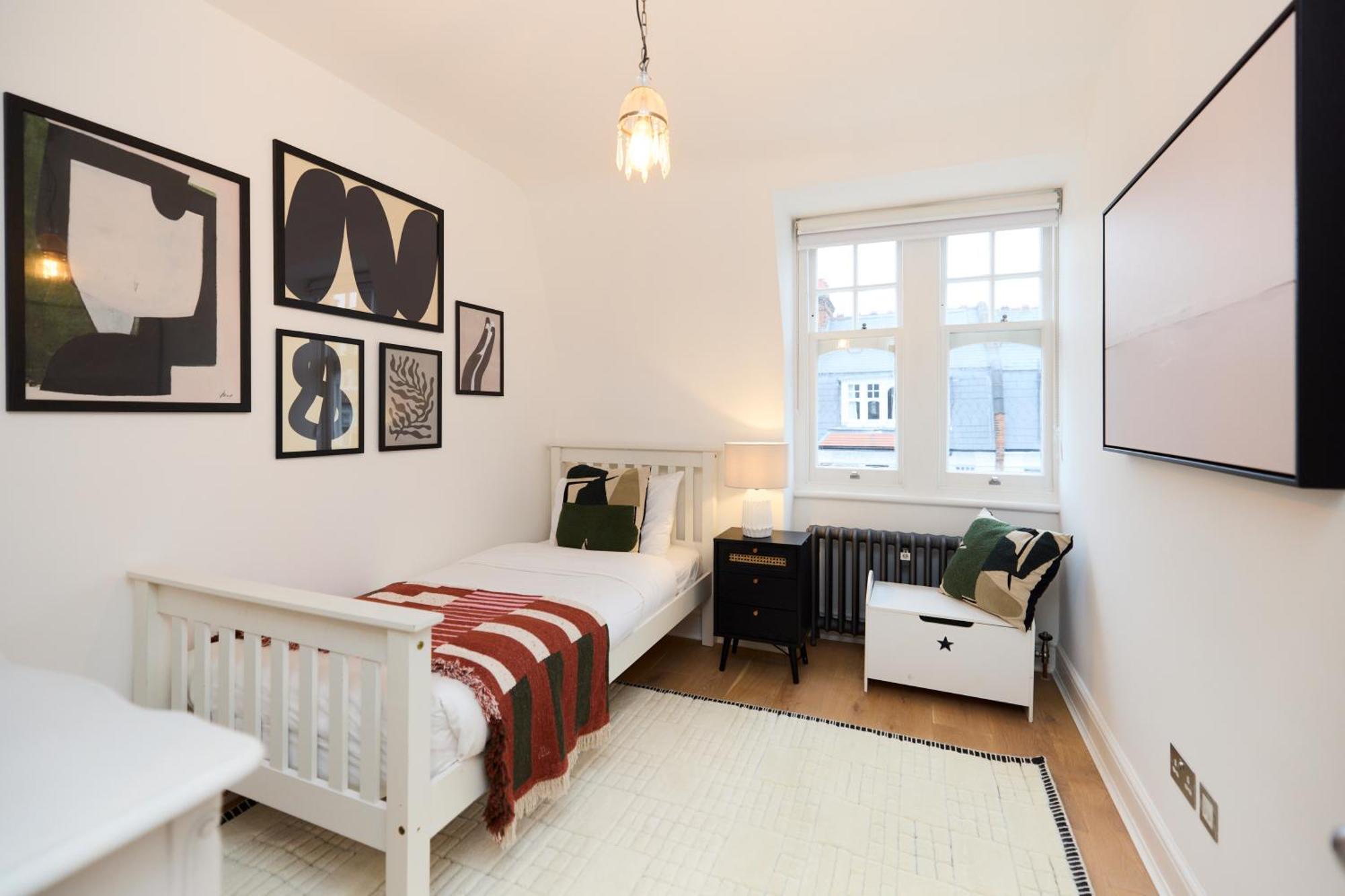 Appartamento The Belsize Park Place - Charming 6bdr With Garden Londra